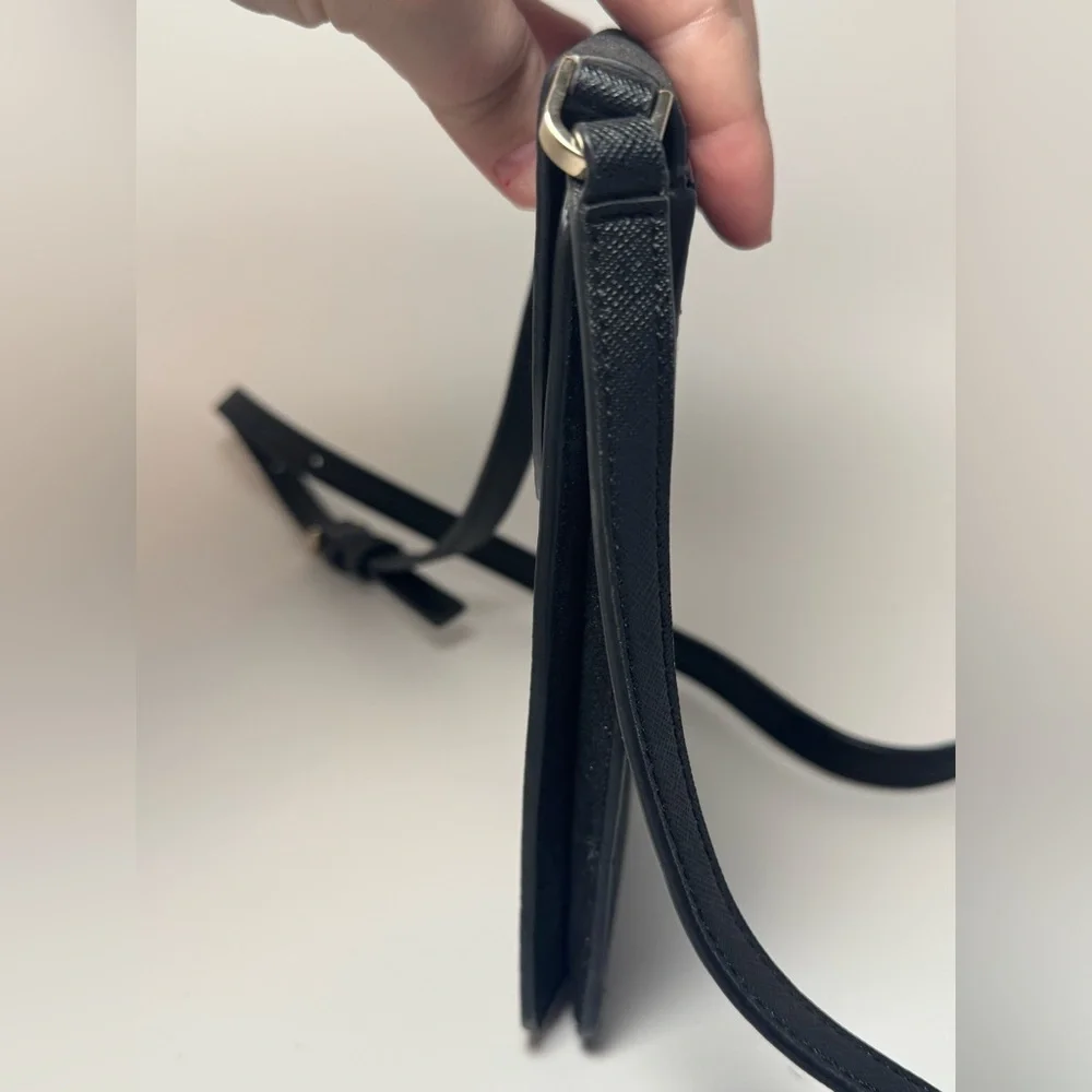 Kate Spade Cameron North South Black Glitter Phone Crossbody